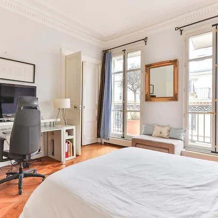Bohemian Chic Palais Garnier Daire Paris